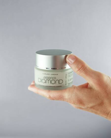 CREME DIÁRIO DE LUXO ESSENCE DIAMOND 10 EFEITOS 50ML